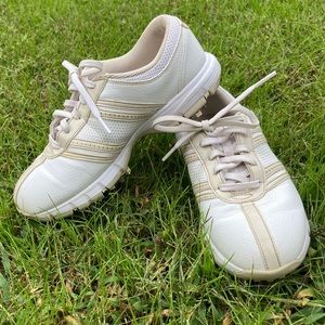 Nike Golf Turf Shoes Size 6 Women’s White Tan